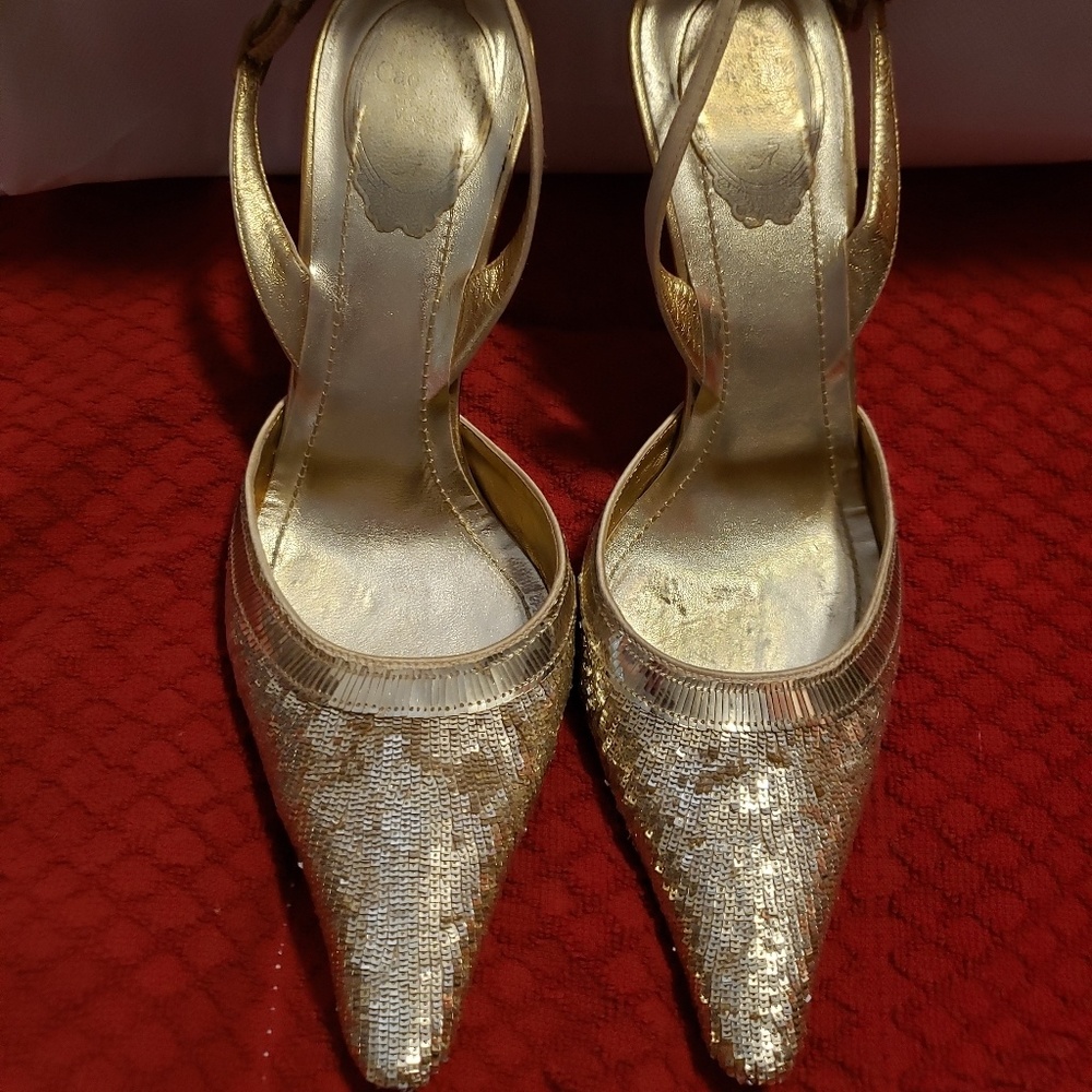 Sling back heels